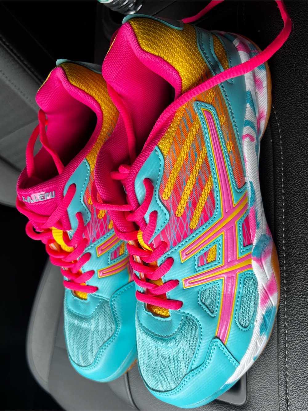 Women’s shoes